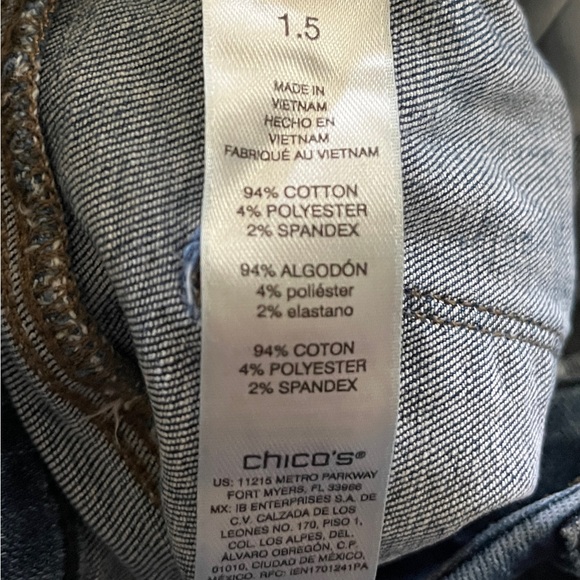 Chicos Perfect Stretch Girlfriend Slim Leg Ankle Blue Jeans with Classic Style - Picture 4 of 4